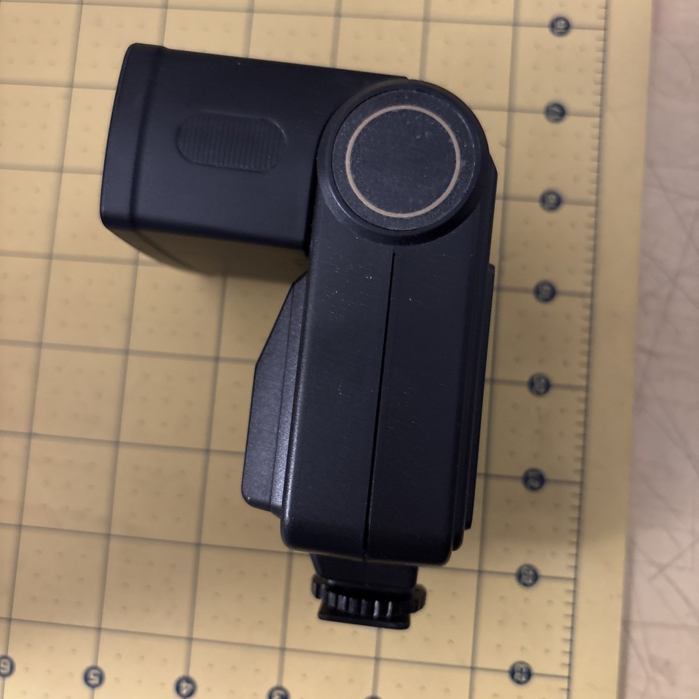 Sunpak Auto 355AF THYRISTOR Camera Flash - Picture 6 of 6